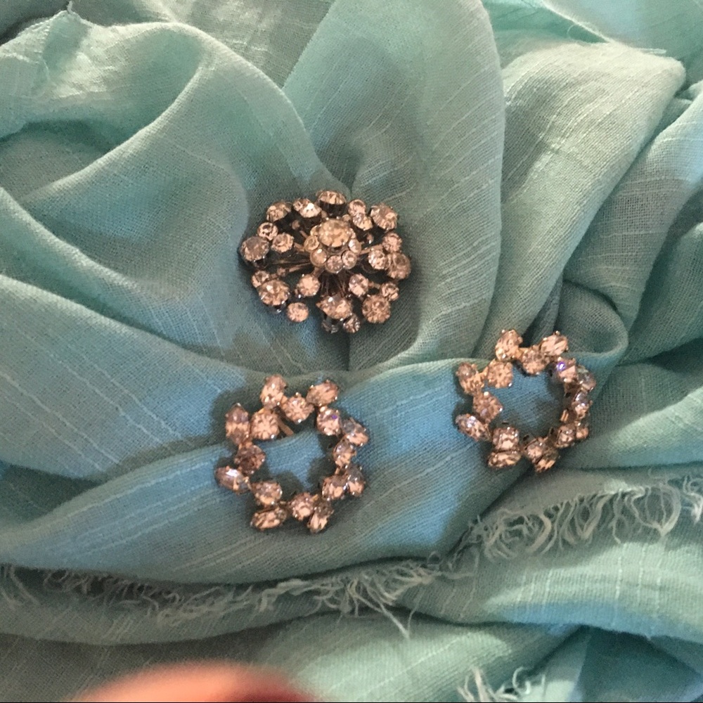Vintage Rhinestone Set - Picture 7 of 7